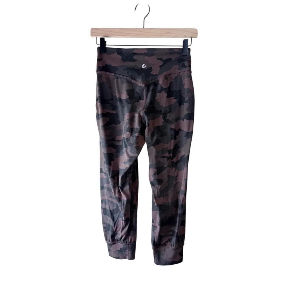 Lululemon Align Jogger Crop 23 Heritage 365 Camo‎ Brown Earth Multi Size 4 Nulu